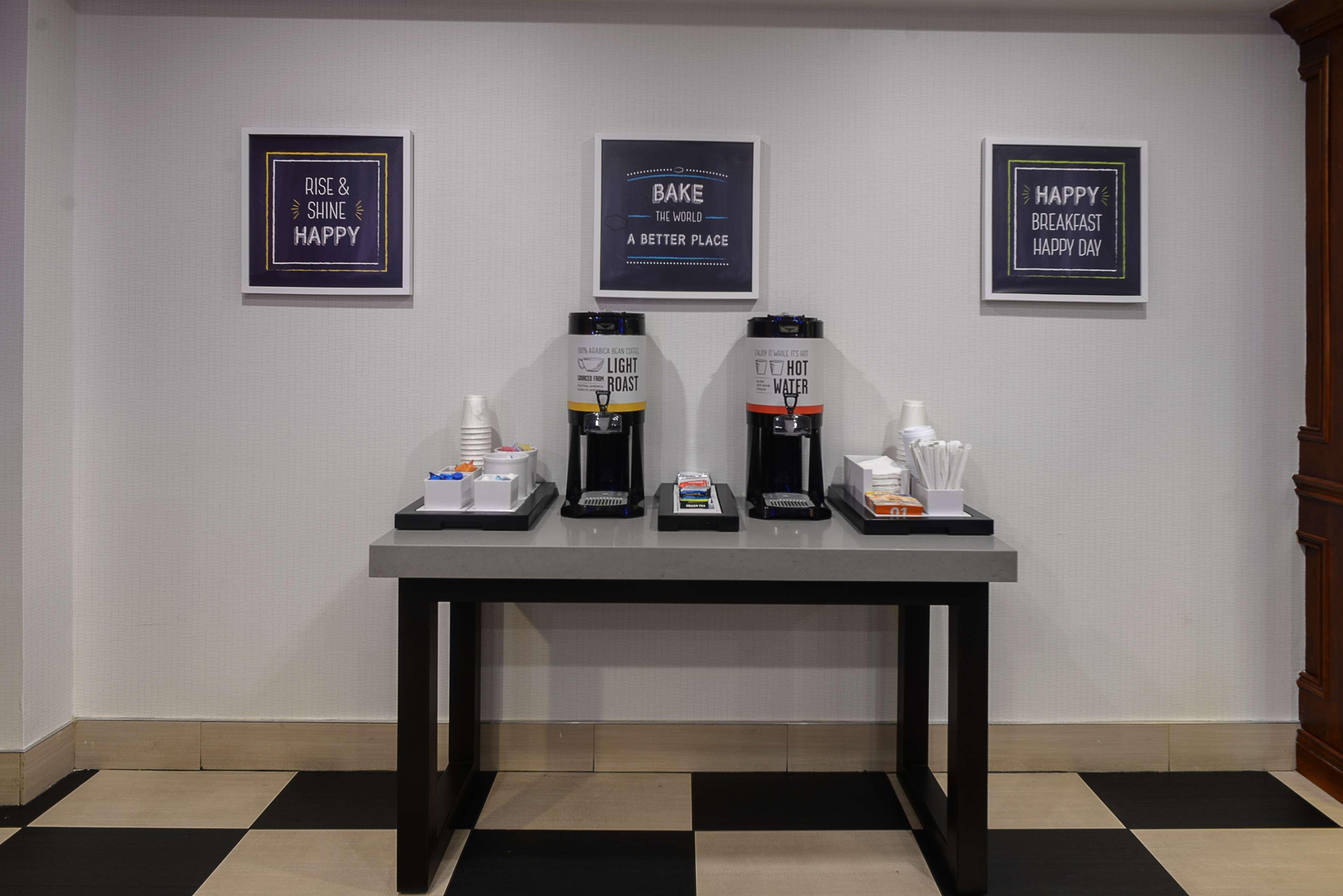 Hampton Inn & Suites Atlanta-Six Flags Lithia Springs Esterno foto